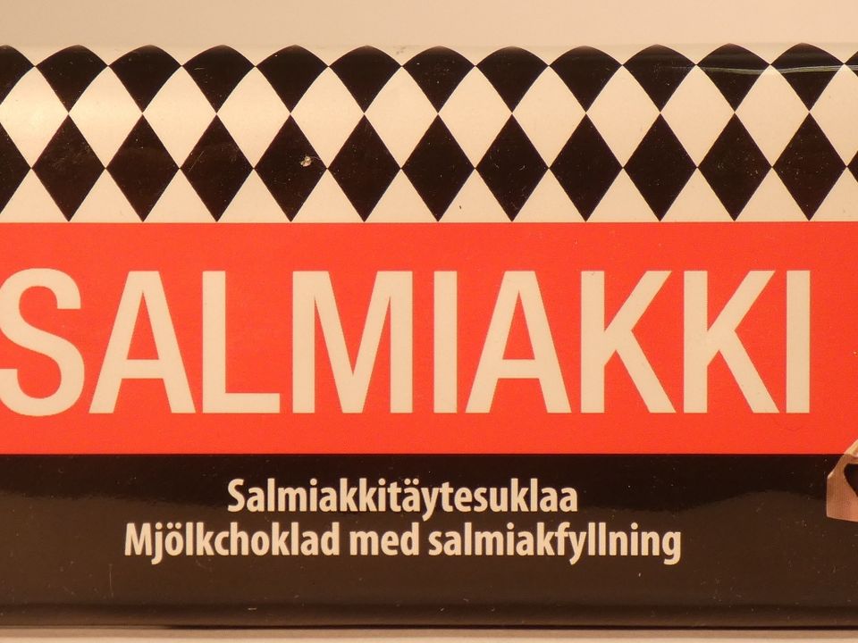 Salmiakki Chocolate Bar